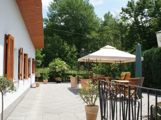 Wald - Hotel