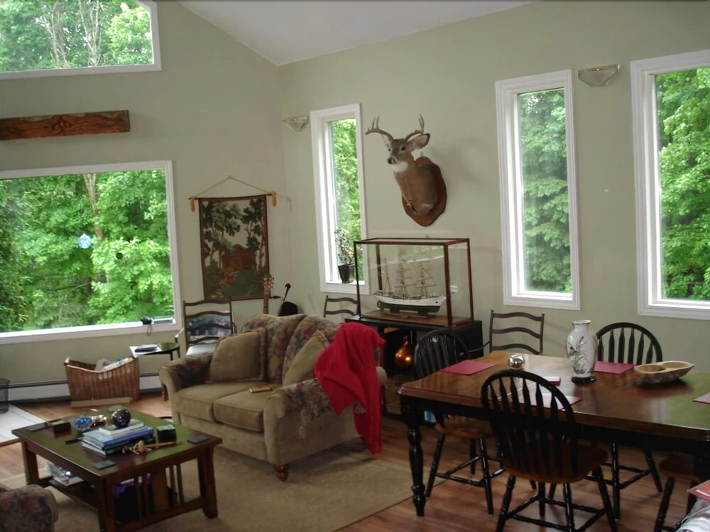 Elevate Rooms Chickadee Lodge
