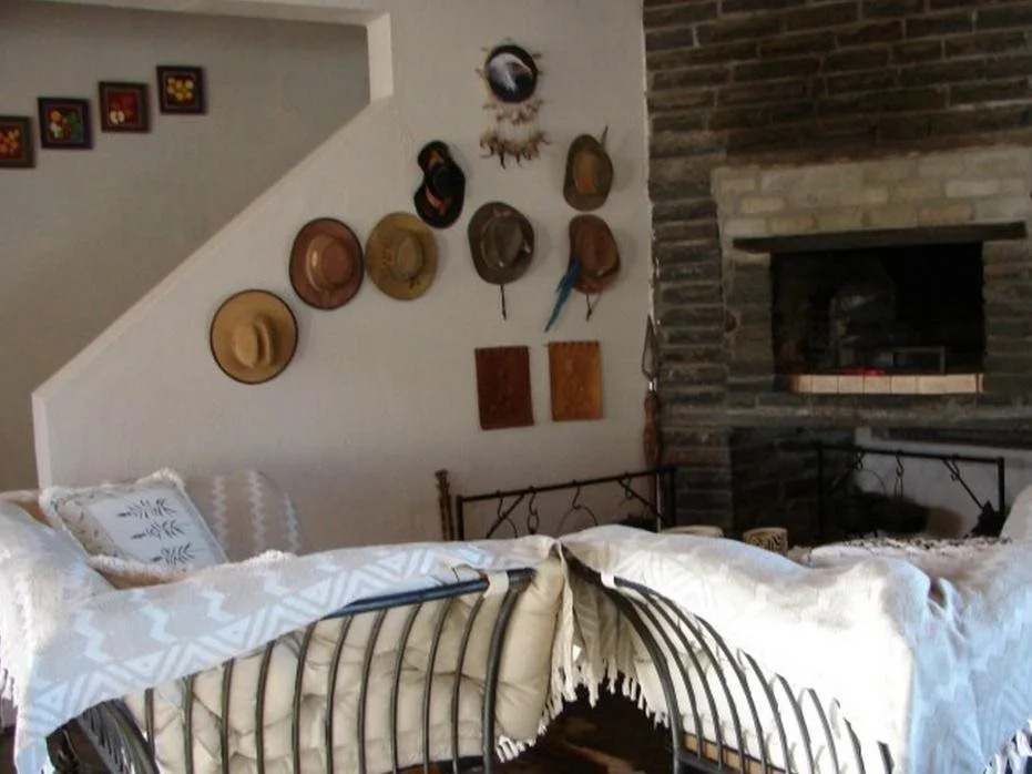 The Whitehouse Inn