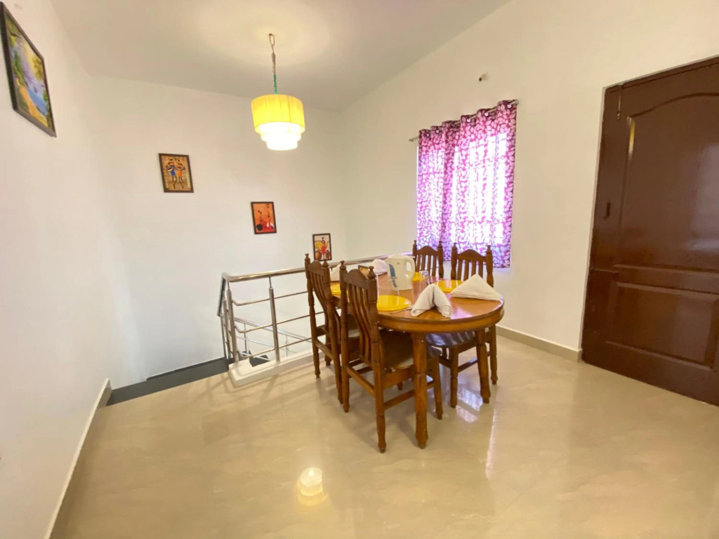 Le Royce Bungalow