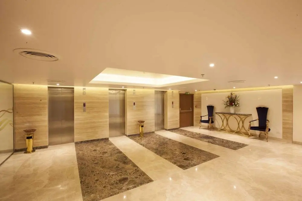 United 21, The Grand
