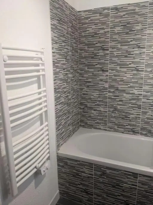 Appartement 200m de l'océan avec piscine extérieure