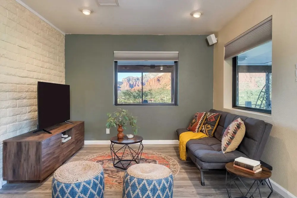 Mid-century Gem w/ Views, Hot Tub & Sunroom Lounge Red Rock Haven by Avantstay