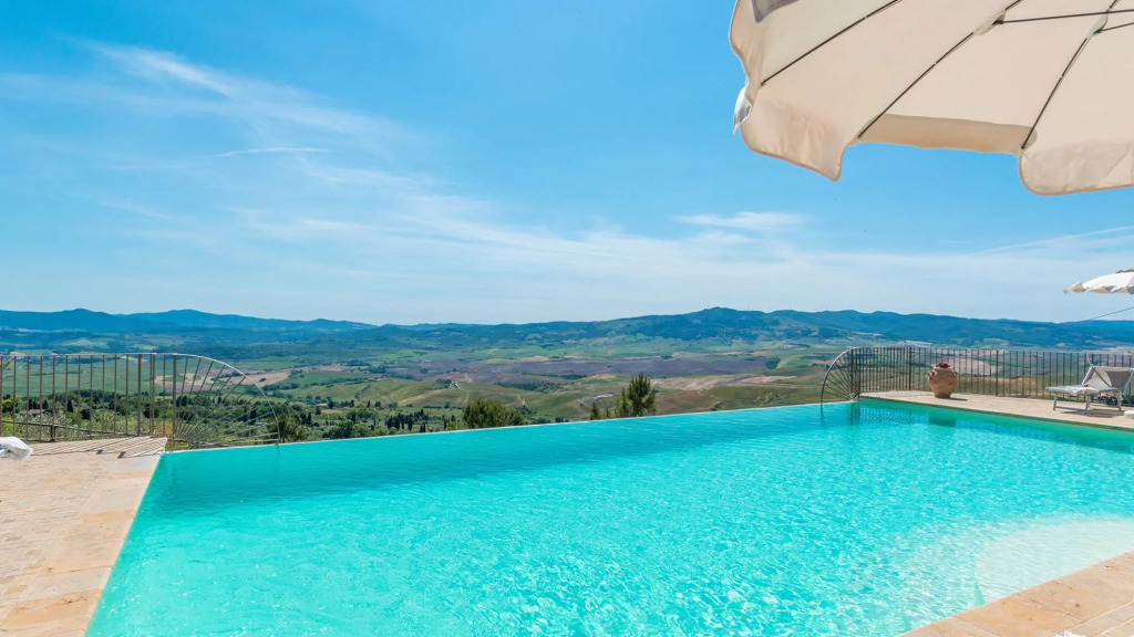 La Vecchia Fonte 15, Emma Villas