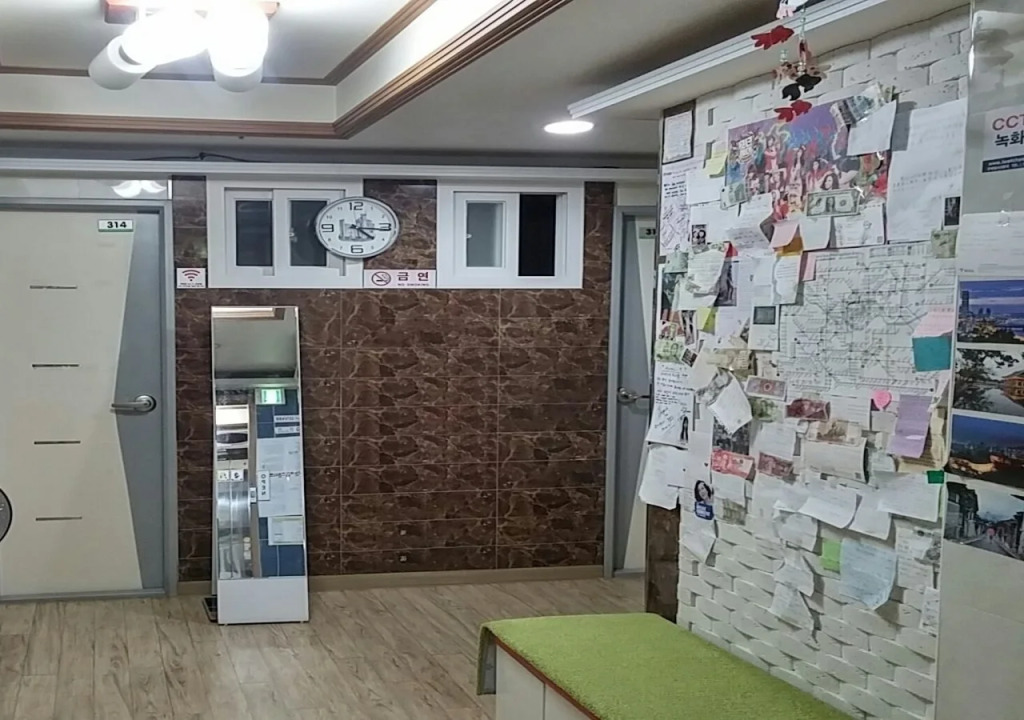 Girls Generation Hostel Women Only (только для женщин)