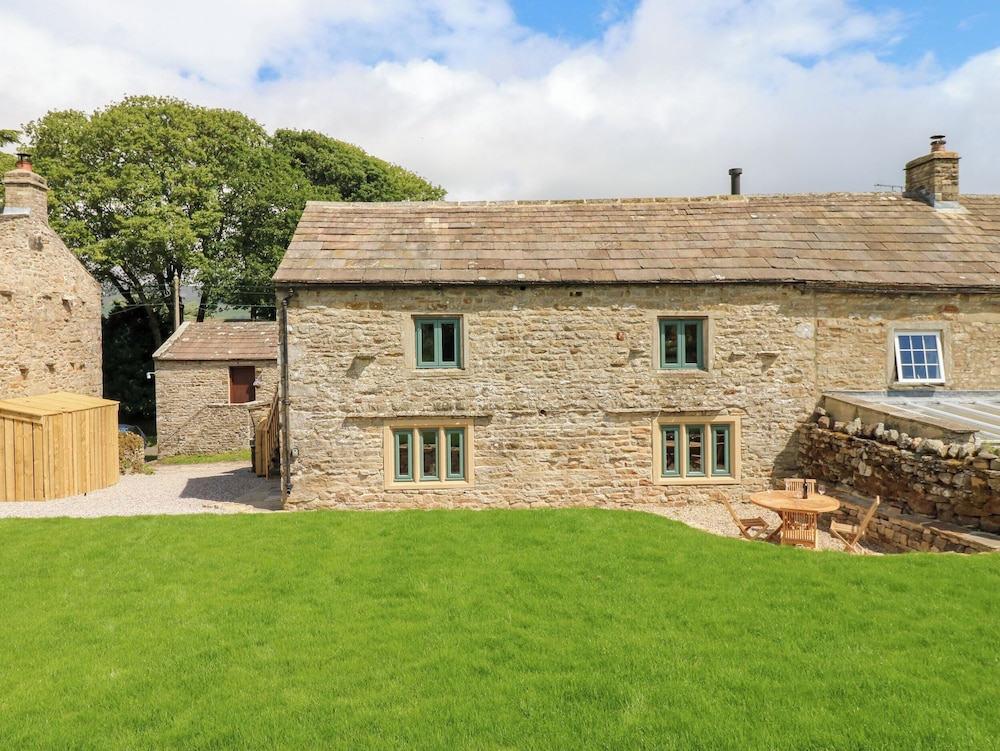 High Meadow Barn
