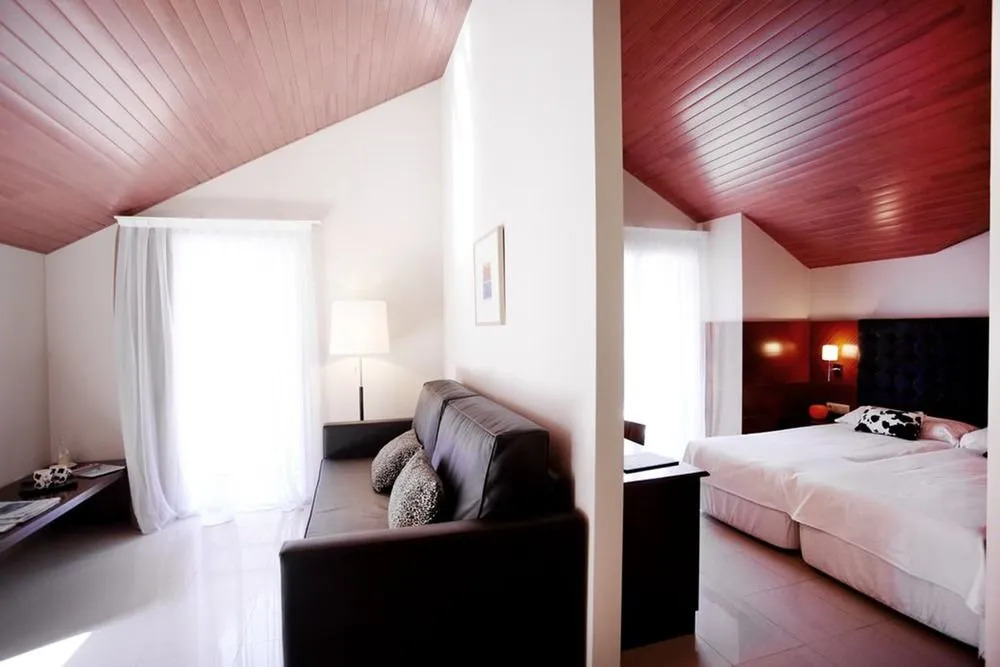 Hotel MU