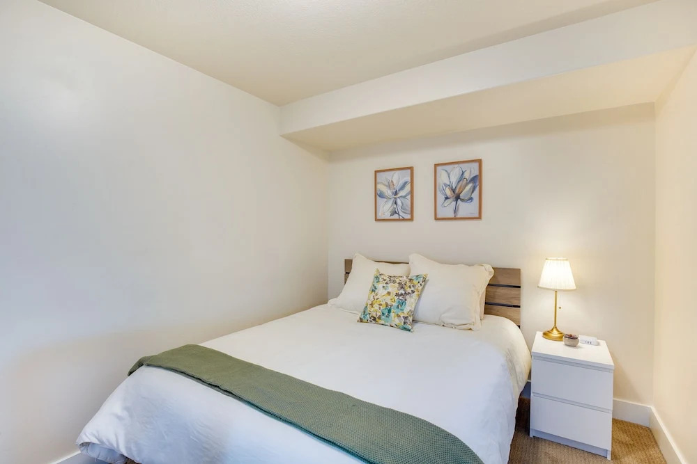 Modern Lehi Apartment: 2 Mi to Thanksgiving Point