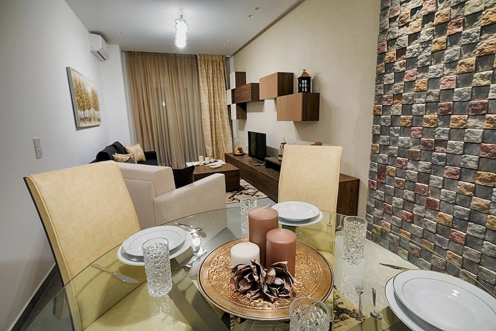 Elxis Luxury Apt (Must Apartments)