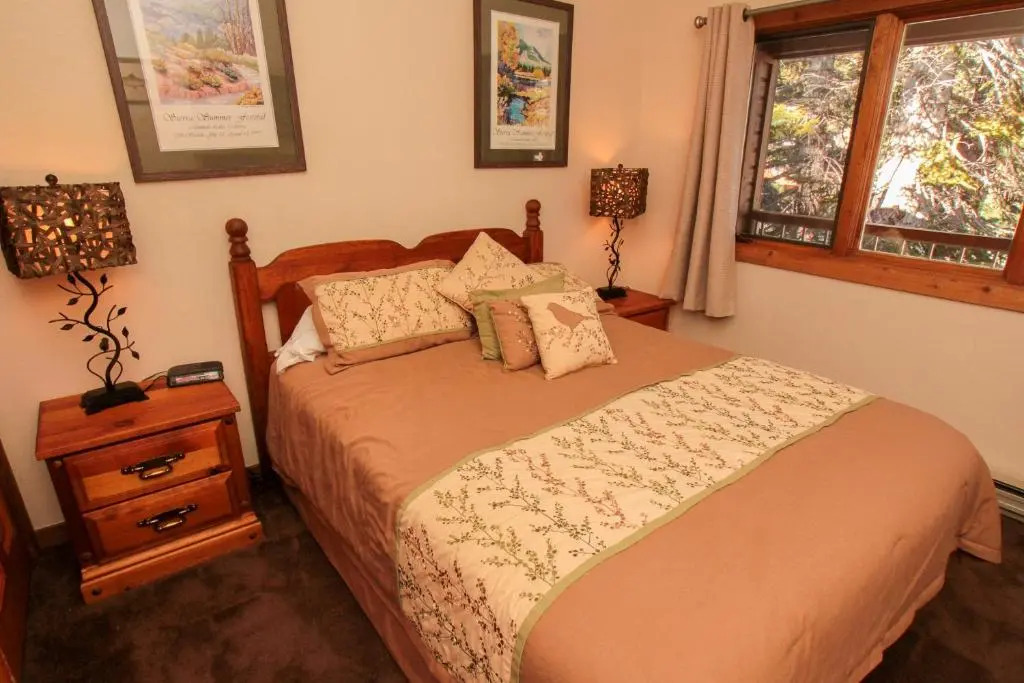 Mountainback #56, Loft