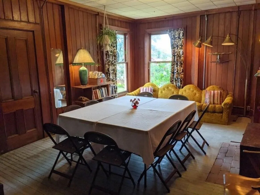 Sou'wester Lodge & Vintage Trailers