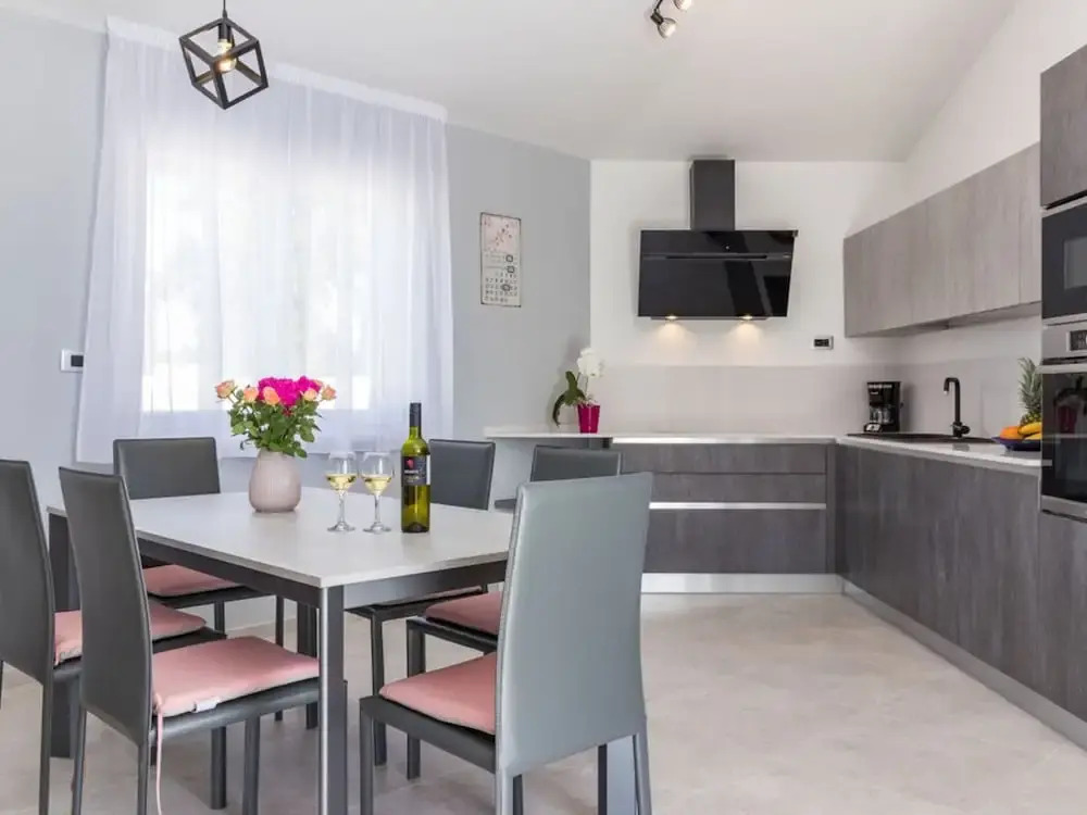 Villa Nana Comfortable Holiday Residence