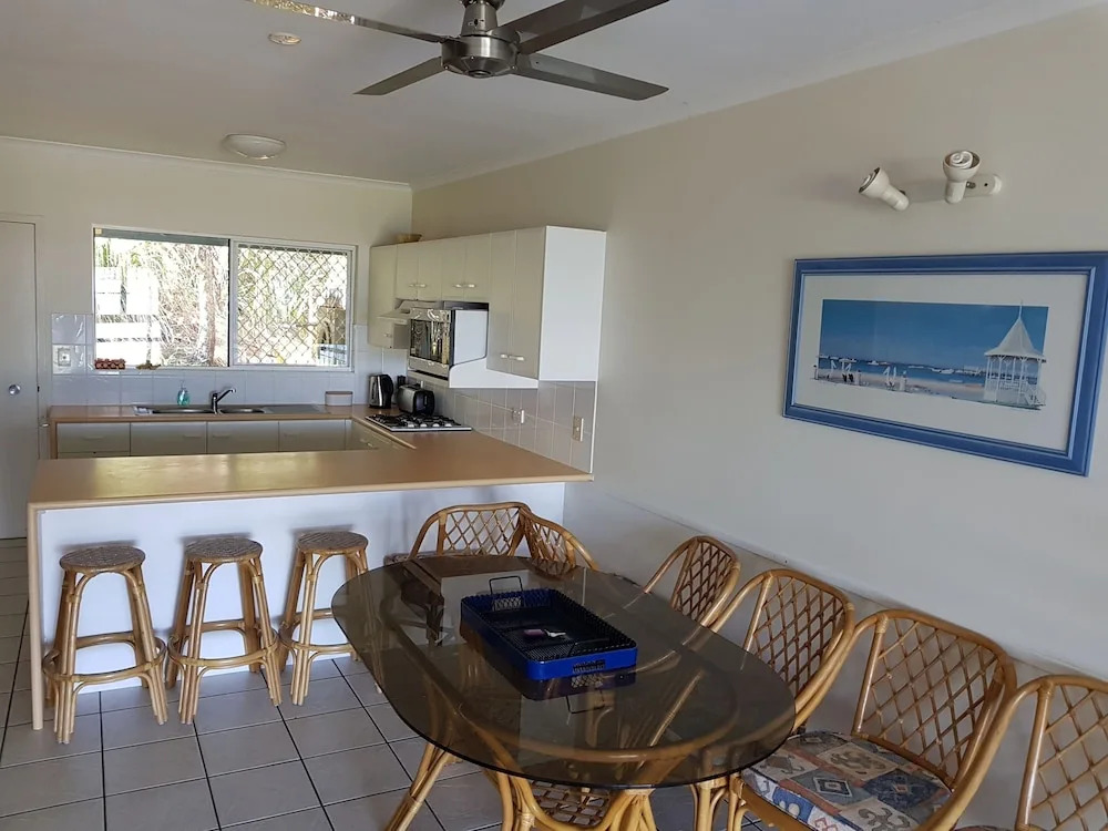 Moreton Island Villas & Apartments