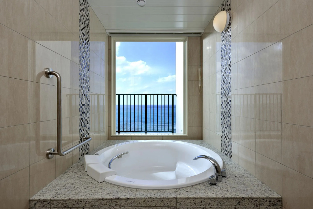 Vessel Hotel Campana Okinawa