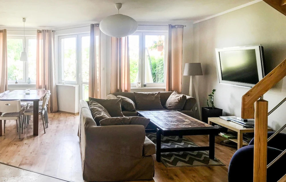 Stunning Home In Darlowo With Wifi