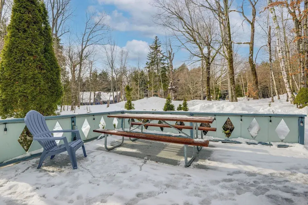 Near Hiking & Skiing: Home in Wilmington!