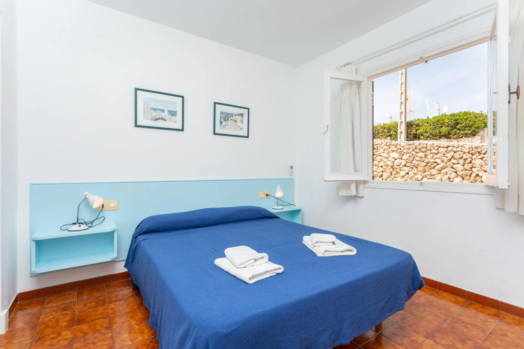 Voramar Waterfront: Walk to Beach, Sea Views, A/C, WiFi, Car Not Required                            - 2200