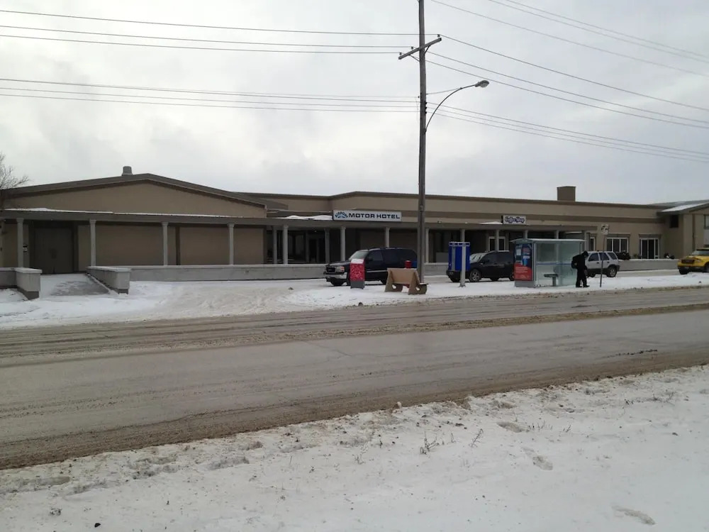 Airport Motor Inn