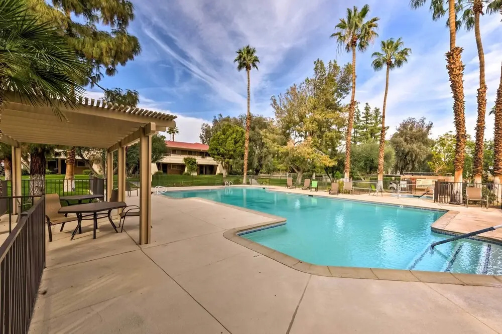 Palm Springs Retreat w/ Pool Access & Valley Views