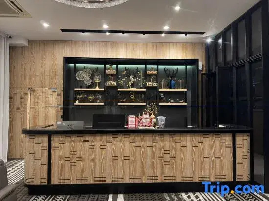Sea House Hotel