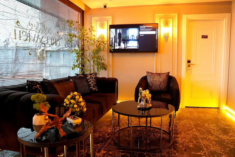GreenWich Hotel