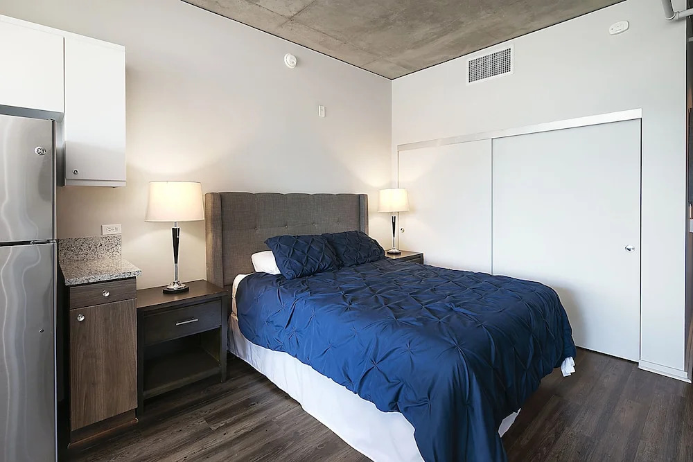 Sixth Ave Condos by Barsala