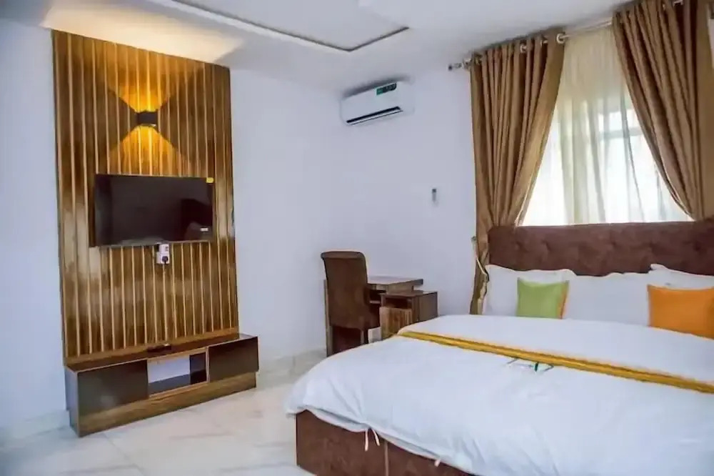 Taj Suites