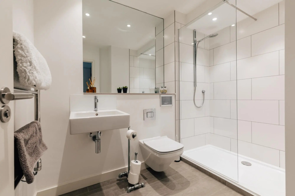 CH Apt 11 2bed in Bath