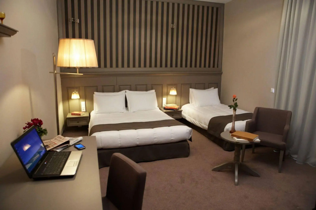 Rodopi Hotel