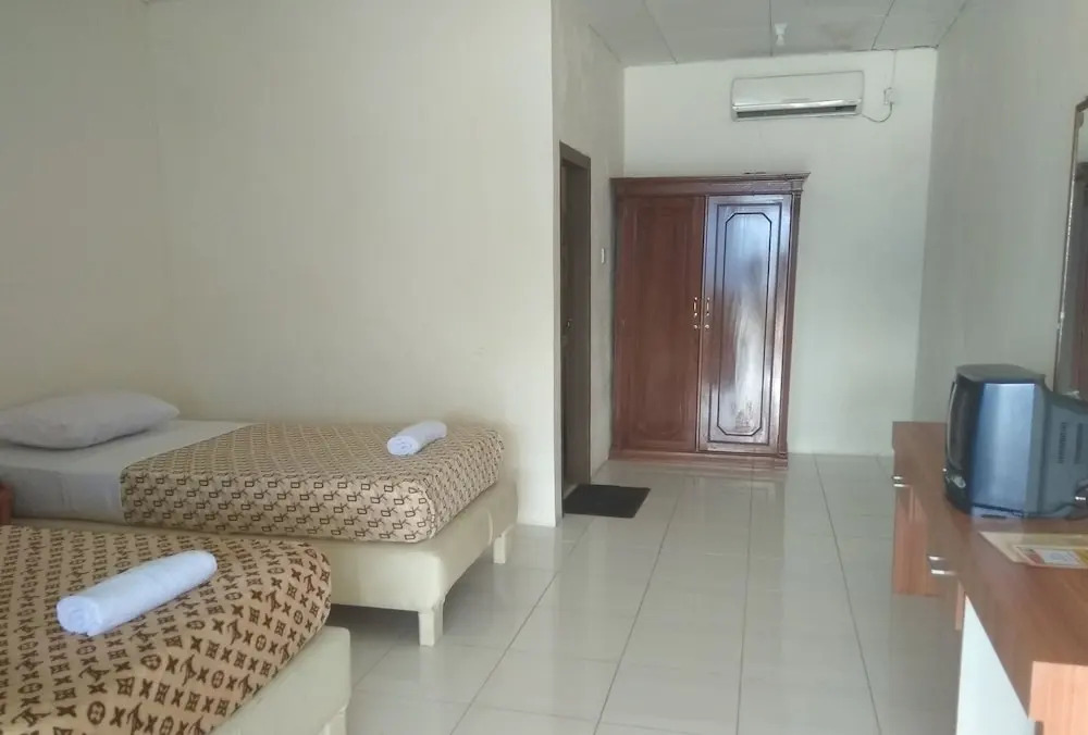 Hotel Maninjau Indah