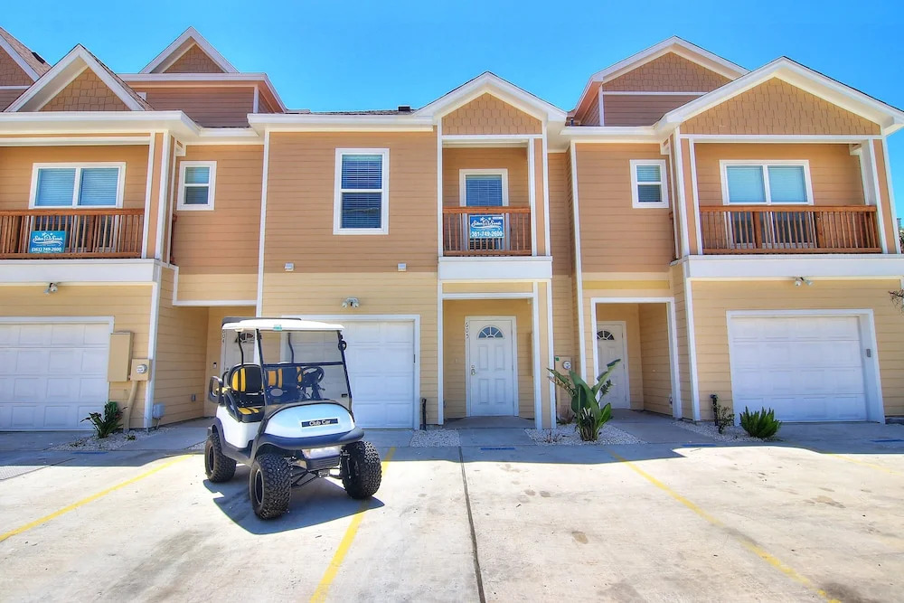 Cajun Shrimp 605 by RedAwning