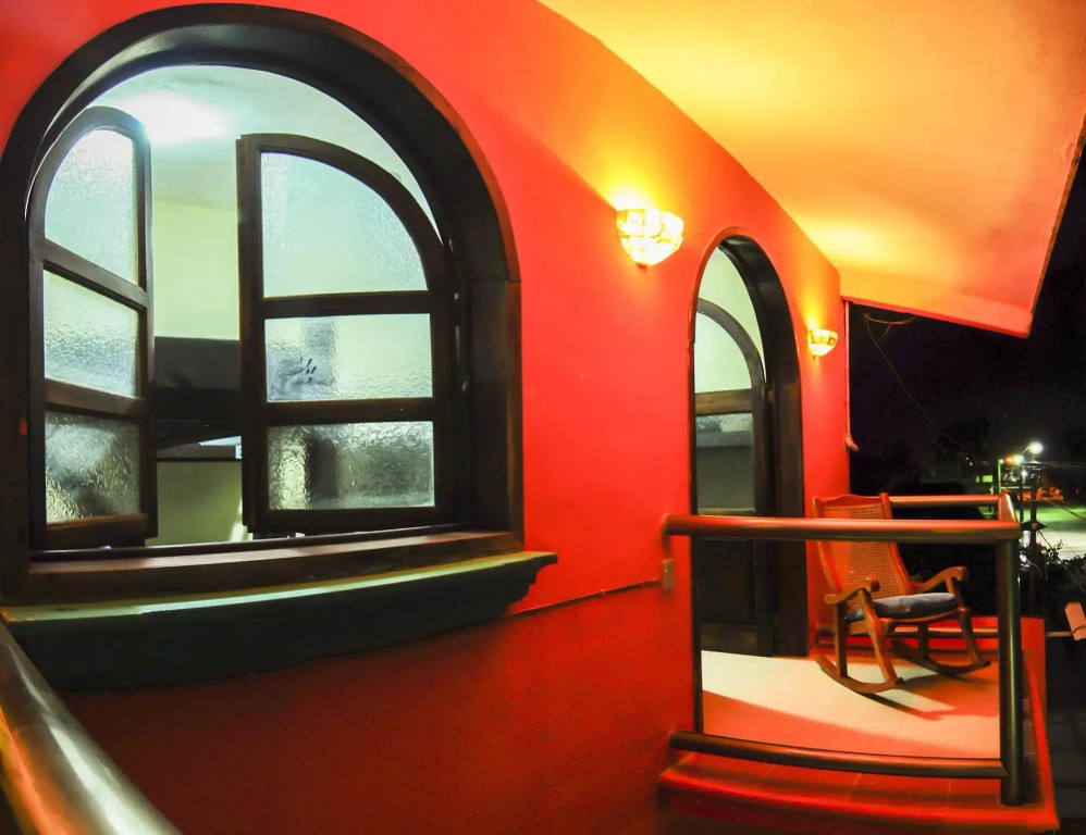 Charlys Hostal