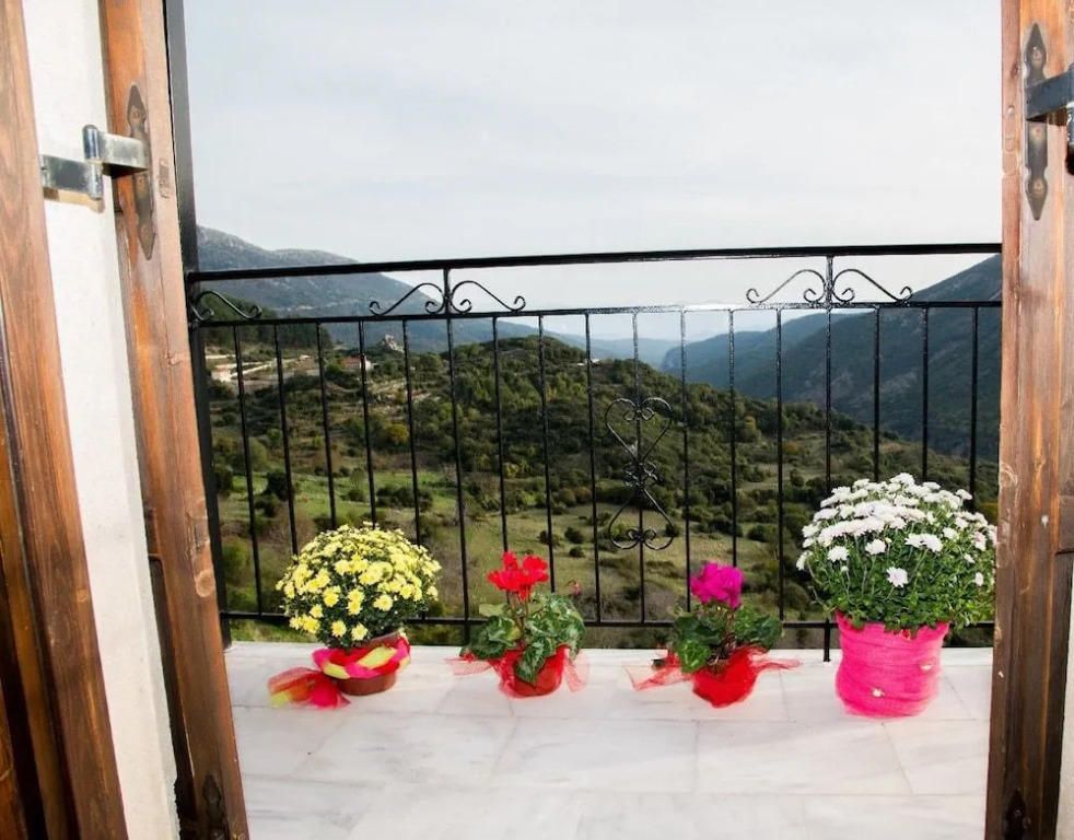 Hotel Tefthis