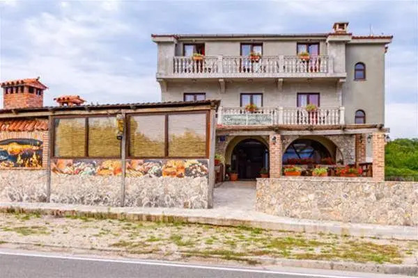 B&B Tonivale - Heated Pool, Padel & Meeting Room