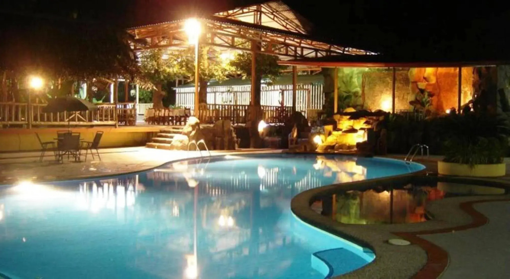 Hotel El Bambu