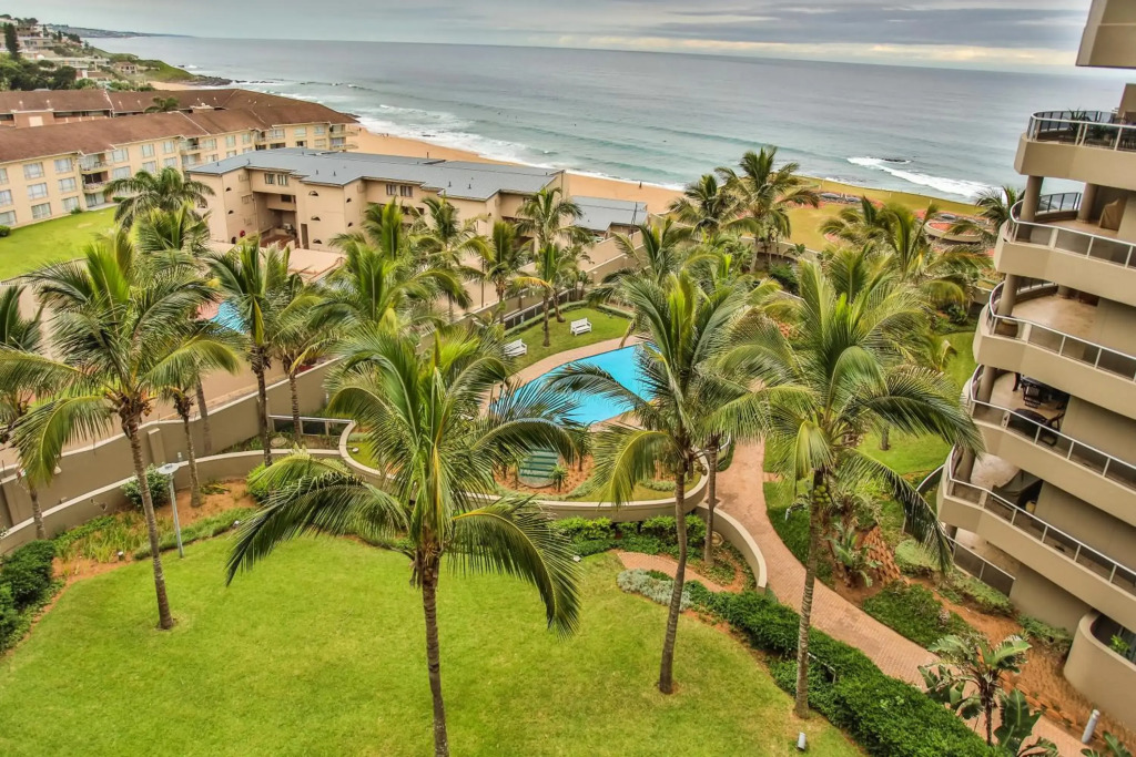 504 Ballito Manor View-Luxury home on the main beach