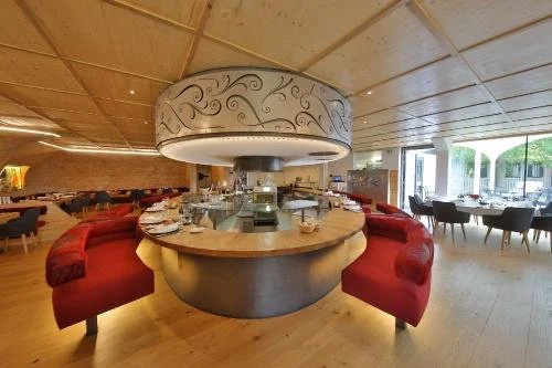 Mawell Resort