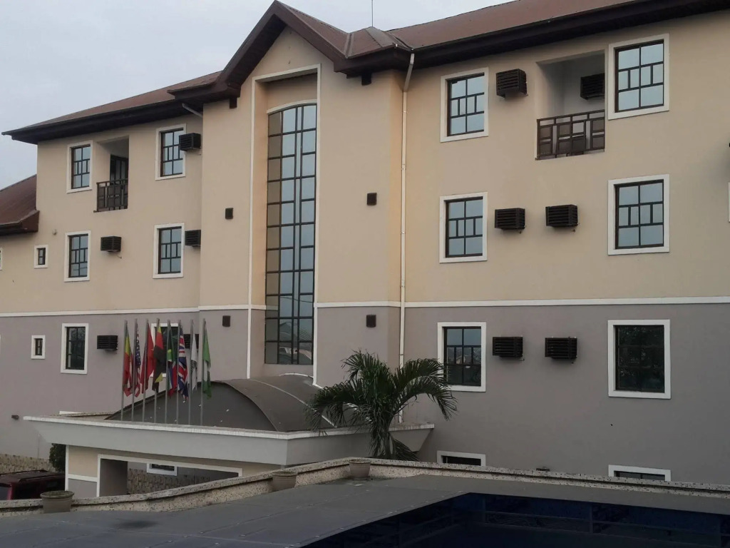 GrandVenice Hotel and Suites