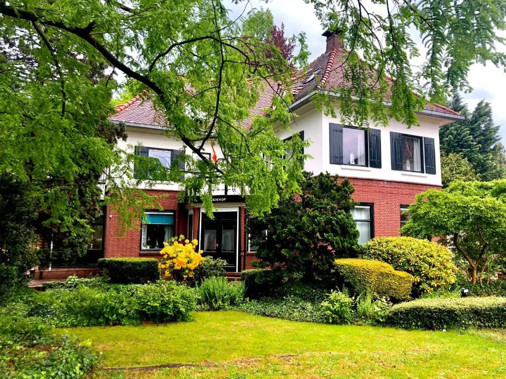 Guesthouse Villa de Eikhof