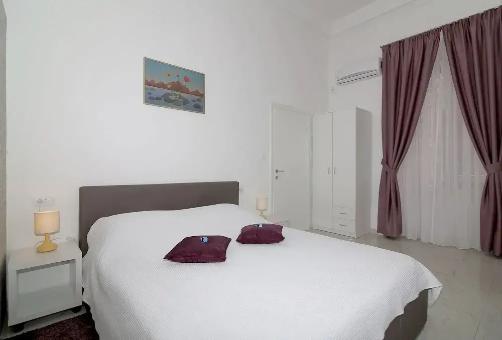 Apartments Nerio