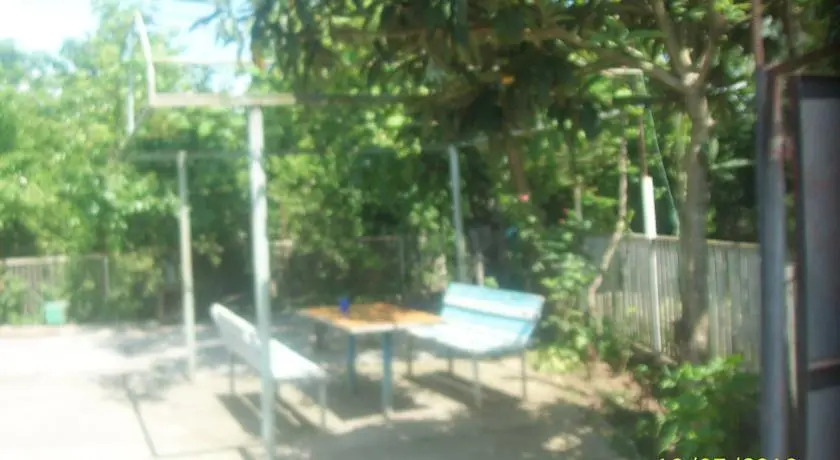 Mari Guest House