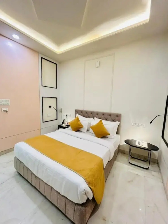 Hotel The Hidden Door-Near Jaipur Airport