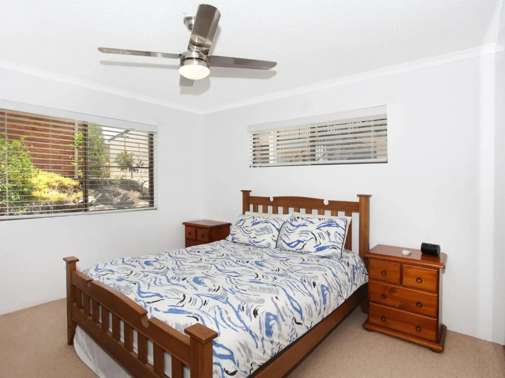 Courtney Cove 1 - Comfortable Two Bedroom Apartment on Mooloolaba Canal