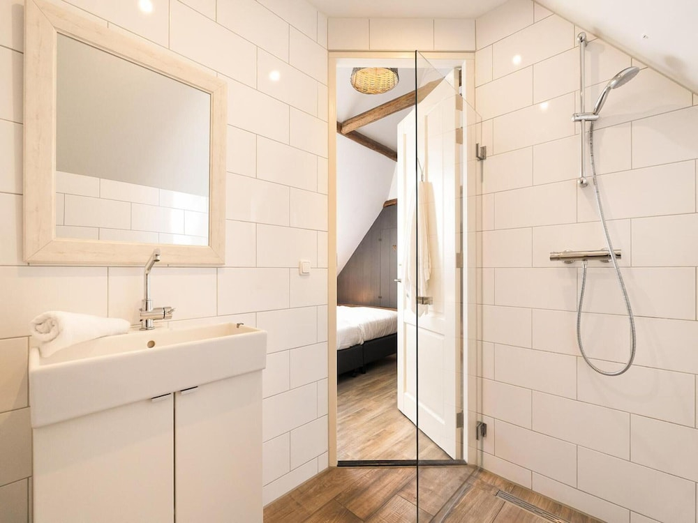 Fantastic Farmhouse for 22 in Callantsoog
