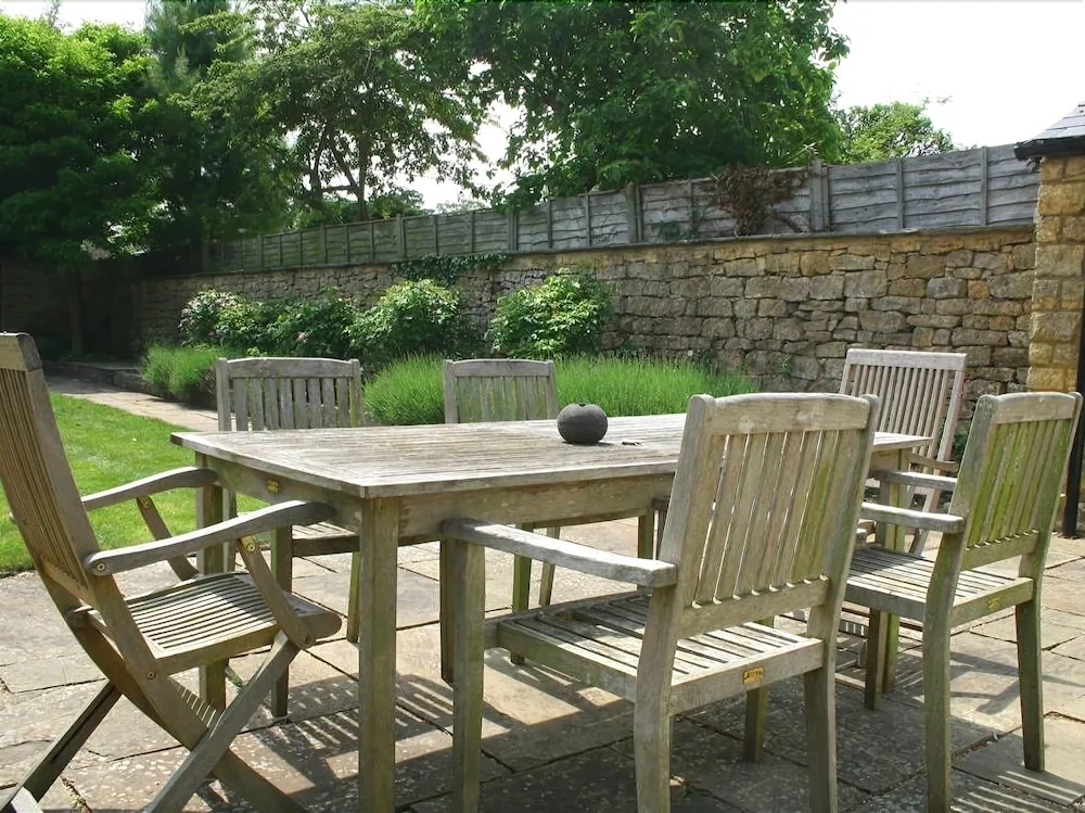 Kimkeri, Bourton on the Water