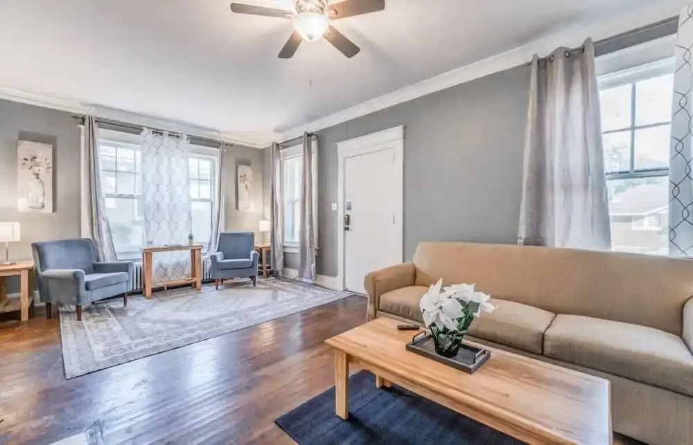 Rozelle Roost Upstairs