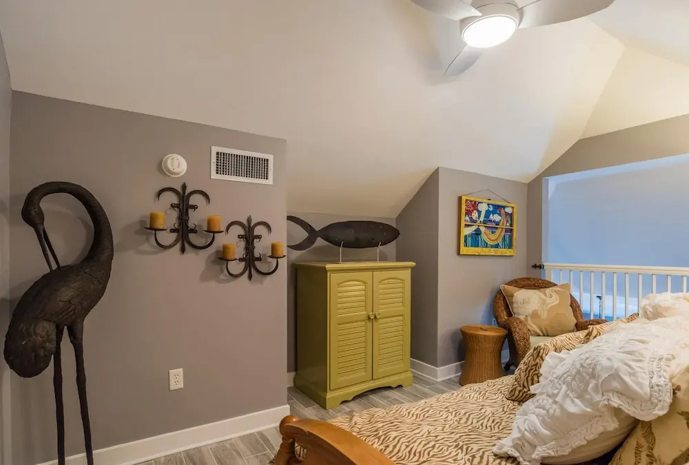 Watercolor - Park District 1-Bedroom Condos by 360 Blue