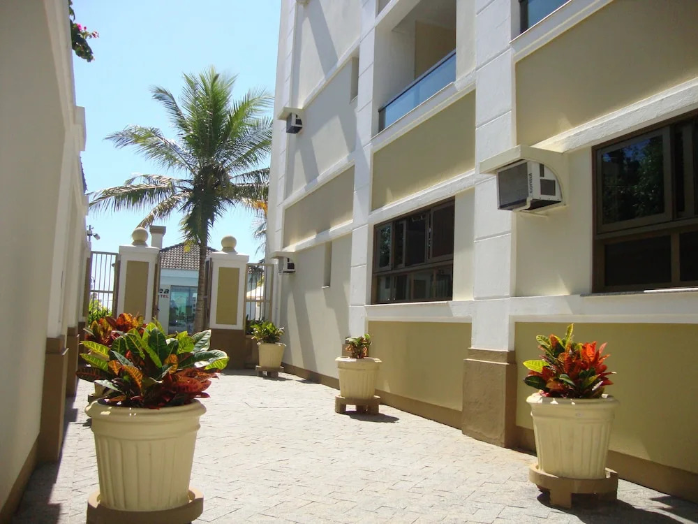 Golfinhos Apart Hotel