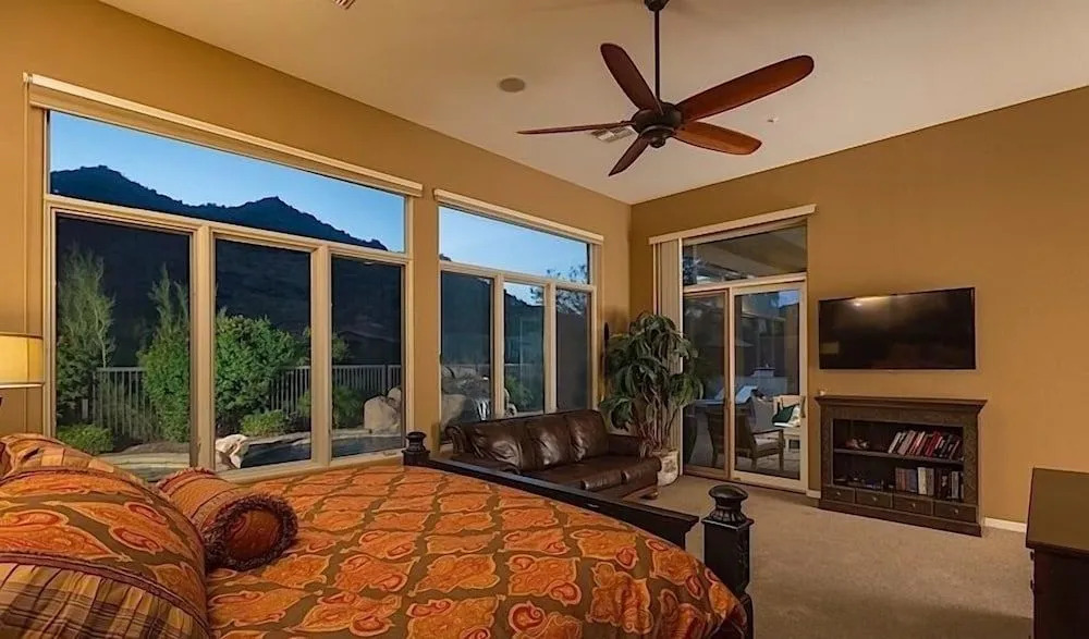 South by Southwest - Signature Vacation Rentals