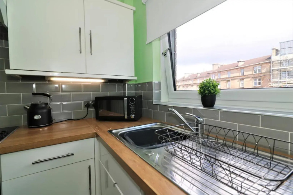 2 Bedroom Apartment at SECC Hydro Full Refurb GREAT LOCATION PRIVATE FREE PARKING